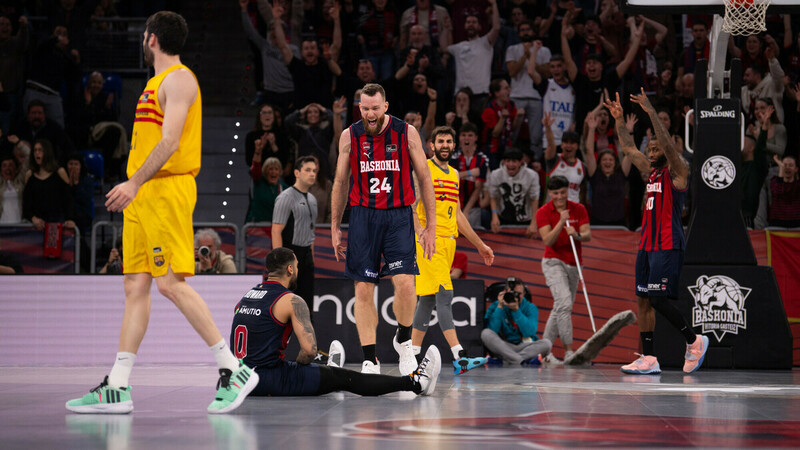 Howard y Costello tumban al Barça en un duelo vibrante (103-96)