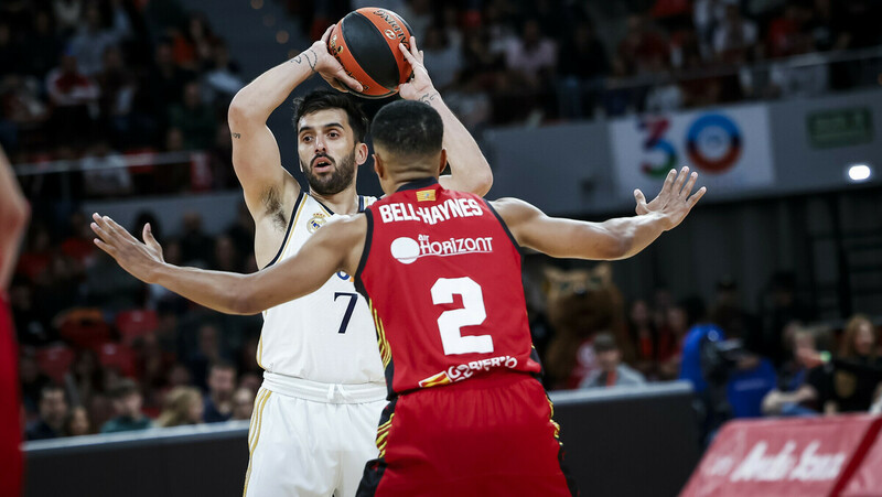 El Real Madrid impone la lógica y gana en Zaragoza (70-79)