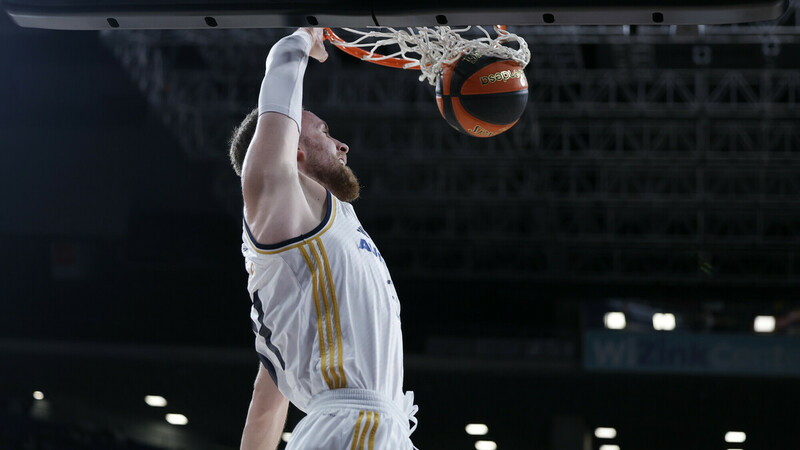 El Real Madrid vence a un sólido Monbus Obradoiro (79-69)