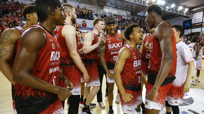 El BAXI Manresa da un paso de gigante hacia el Playoff (98-96)