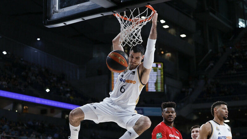 Alberto Abalde, hasta 2027 en el Real Madrid