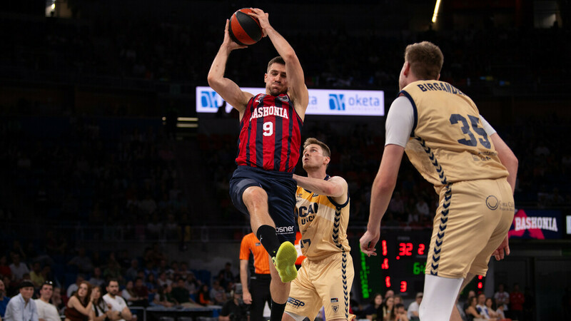 Marinkovic mantiene viva la fe baskonista por la 8ª plaza (94-79)