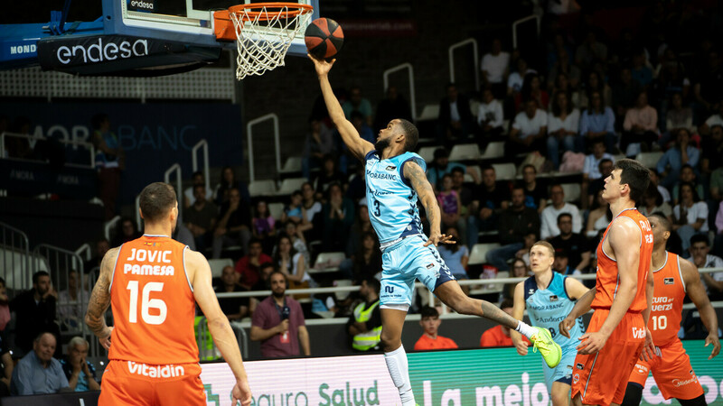 Jean Montero firma la mejor valoración histórica acb en menos de 21 minutos