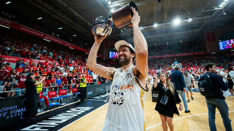 Sergio Llull iguala el récord de Navarro con 8 títulos de Liga Endesa