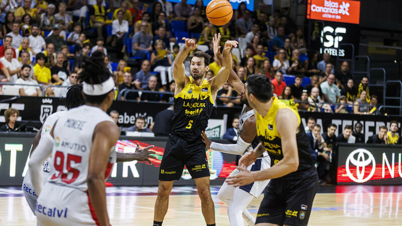 La Laguna Tenerife supo reaccionar y ganó al Baskonia (88-80)