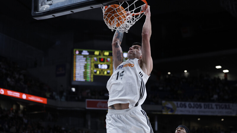 El Real Madrid reacciona de la mano de Deck para someter al líder (90-77)