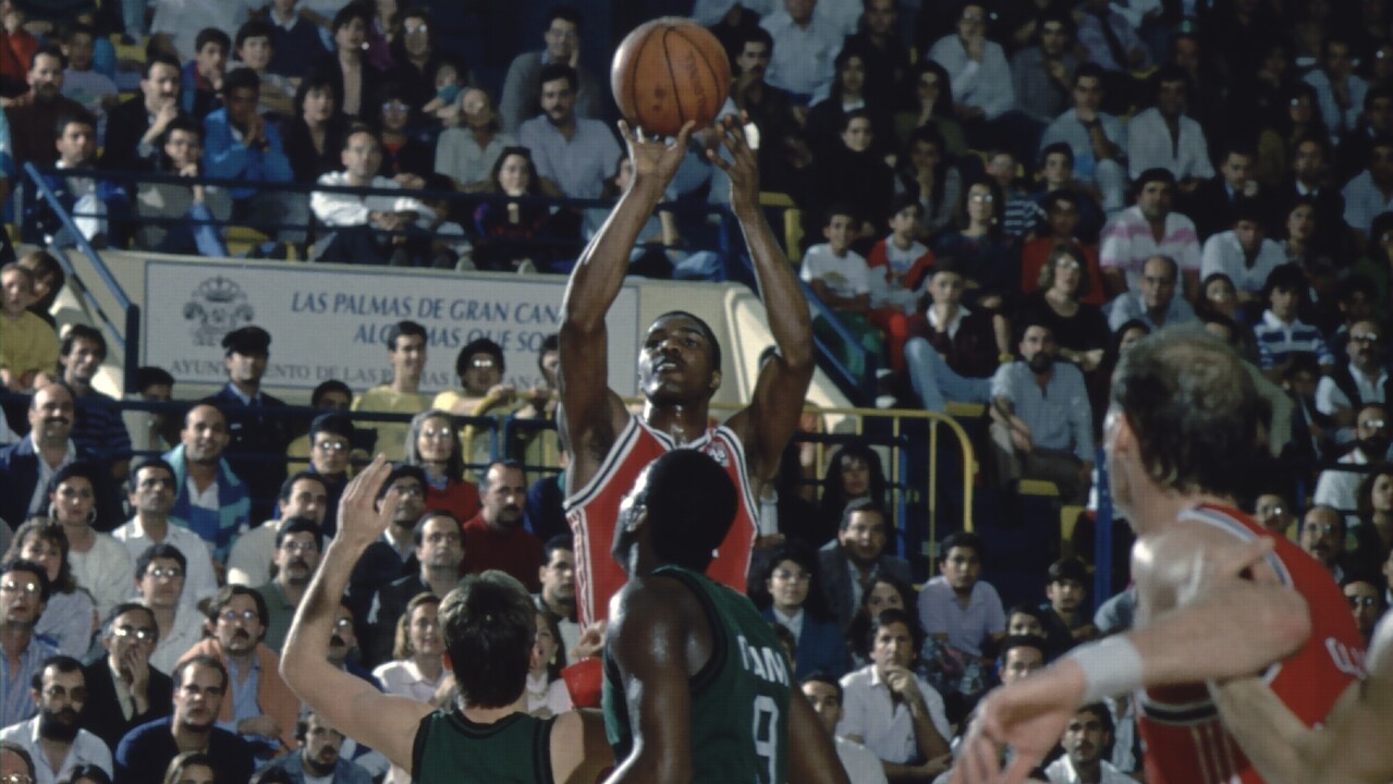 El d&iacute;a que Mark Davis decidi&oacute; la Copa con 44 puntos