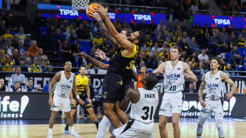 Un tercer cuarto brillante allana la victoria aurinegra (82-74)