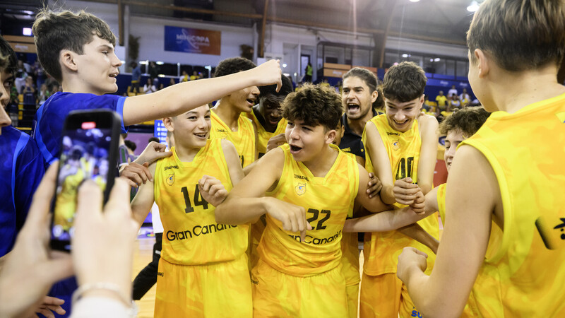 Dreamland Gran Canaria: ¡A semifinales al ritmo de pío, pío!