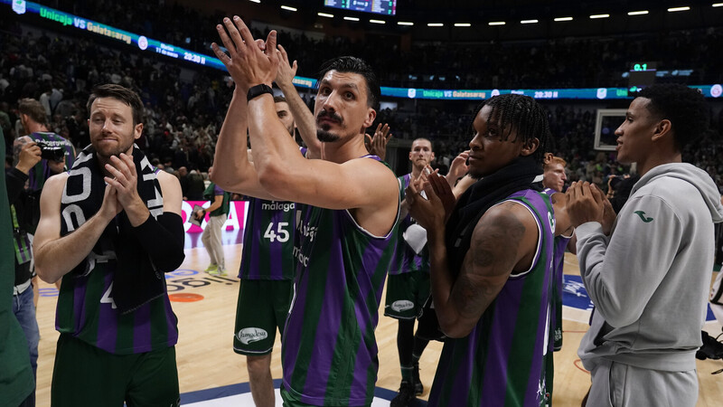 El Unicaja remonta frente a un digno Coviran Granada (95-78)