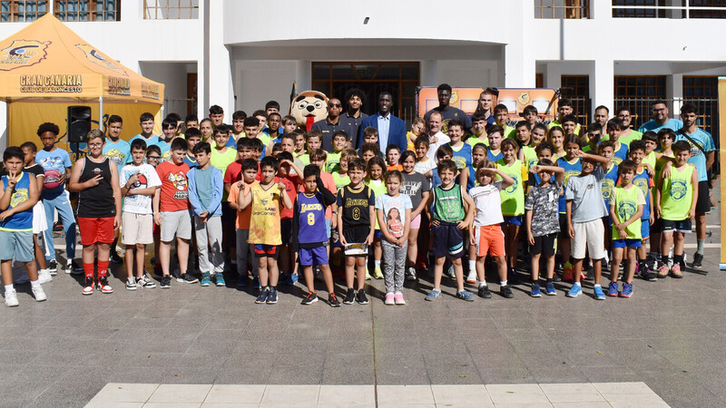 La diversión y el baloncesto del CB Gran Canaria salen a la calle