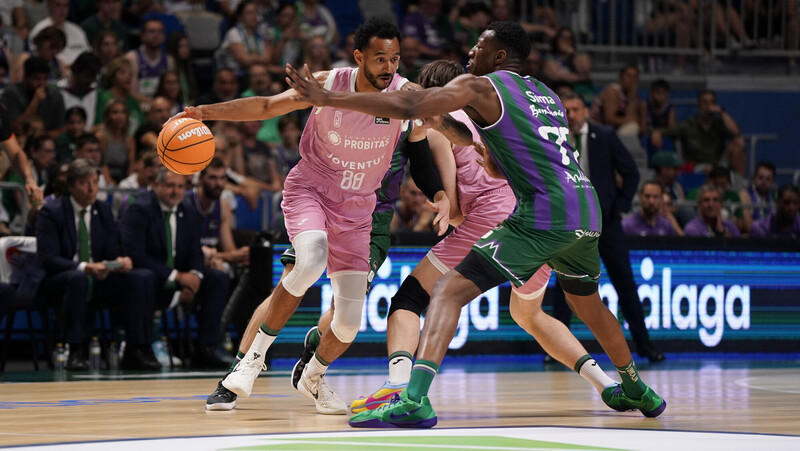 La Penya, 6ª, tras un final apoteósico en Málaga (78-83)