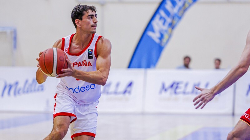 Álvaro Cárdenas, cedido al Peristeri BC durante la temporada 2025-26