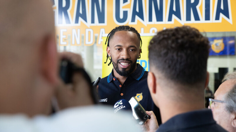 Braian Angola: "Estoy contento por estar en un equipo tan importante"