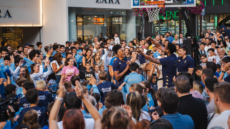 La “Festa al Carrer” refuerza la ilusión andorrana por el nuevo curso