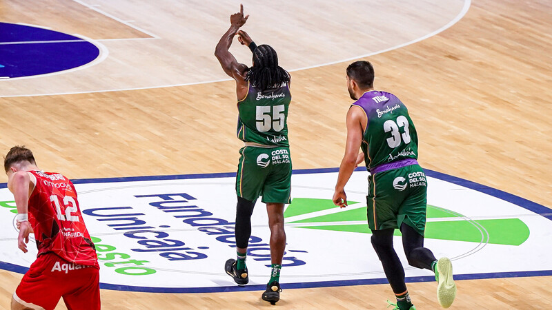 El Unicaja logró un triunfo holgado frente el BAXI Manresa (105-82)