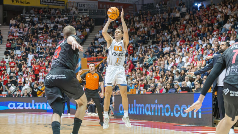 Sander Hollanders amplía su vinculación con el Bàsquet Girona un mes más