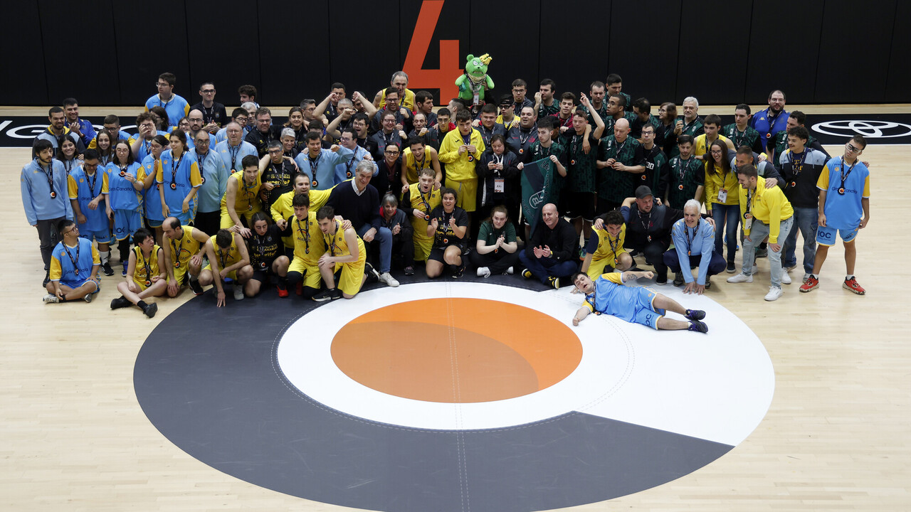 Firmar acb Photo / Miguel Ángel Polo