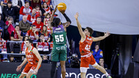 Kendrick Perry marca el ritmo de Unicaja en Manresa