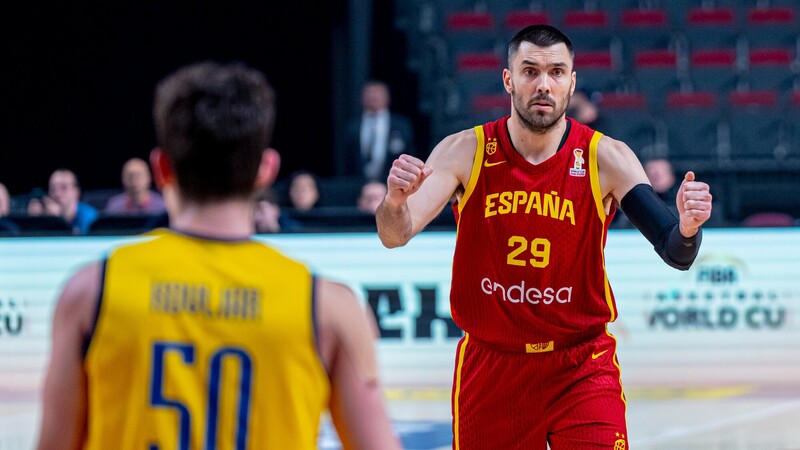 Espa&ntilde;a se desata desde el descanso y se luce ante Ucrania