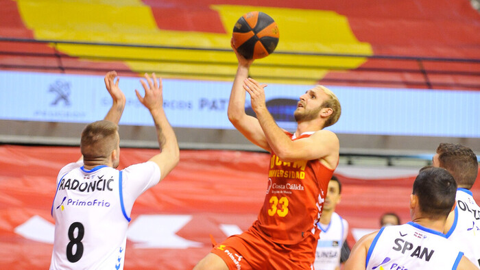 Un UCAM Murcia coral derrota al Acunsa GBC (90-73)