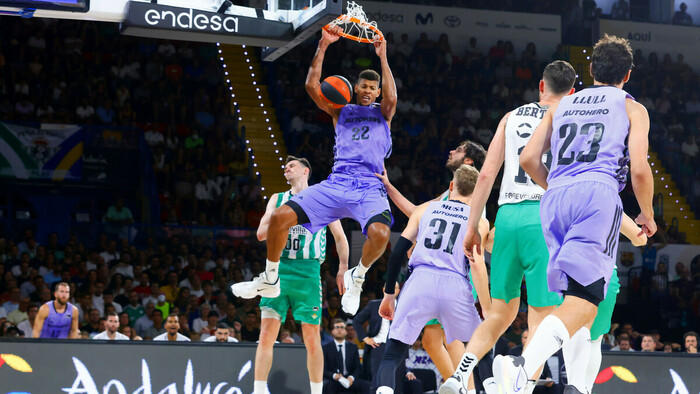 Un brillante Real Madrid impone su ley (69-100)