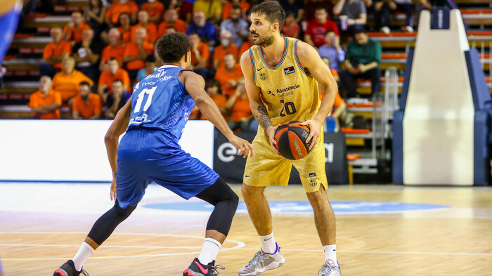 El Barça se luce en Fuenlabrada a base de defensa (56-84)