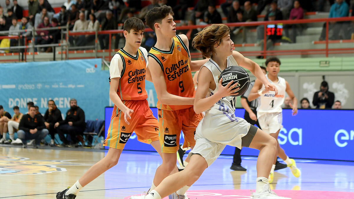 Real Madrid y Barça ya están en semis