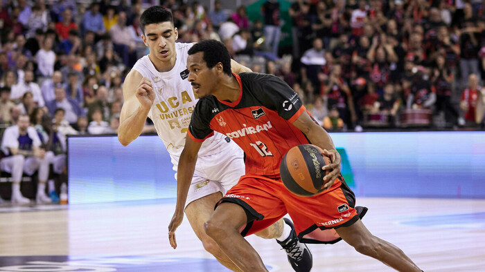 Coviran Granada logra un importante triunfo frente a UCAM Murcia (88-67)