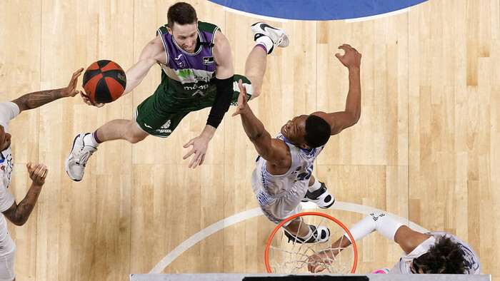 Unicaja, un rodillo de principio a fin (100-75)